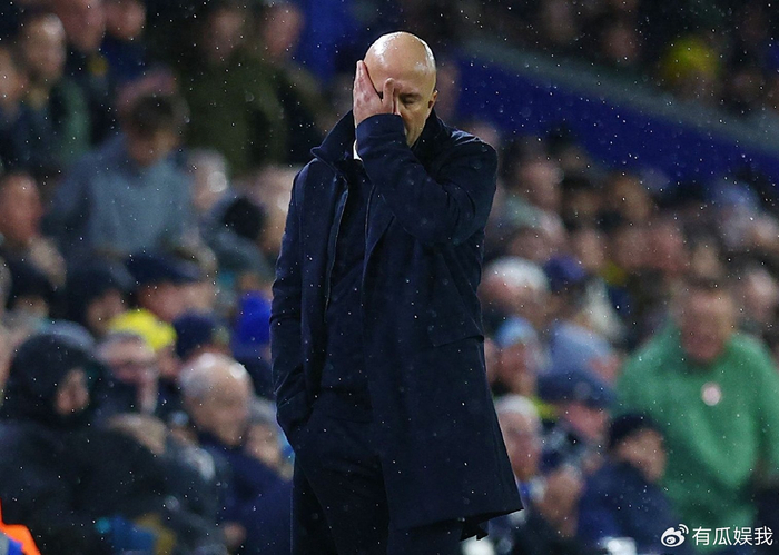 利物浦惨败布莱顿 斯洛特赛后借口遭球迷质疑