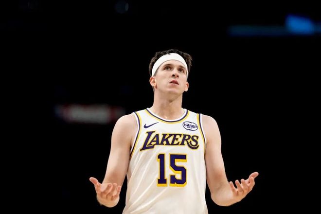 湖人拟为里夫斯提供顶薪合同 字母哥加盟可能性