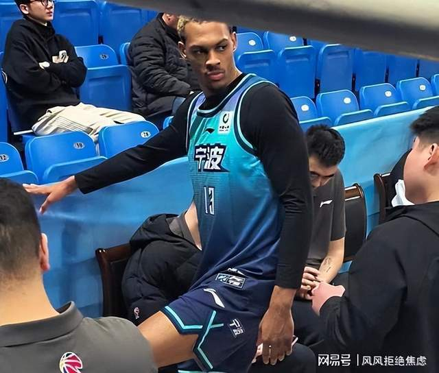 宁波男篮因外援冲突与失误火速解约